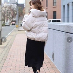 極美品ブージュルード　ダウンの画像