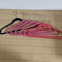 すべりにくいハンガー7本