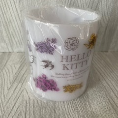 ハローキティ　コップ　カップの画像