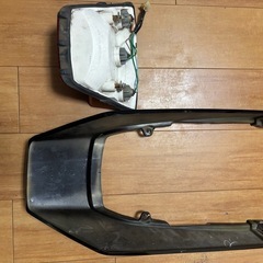 VT250Z MC08 純正オリジナルテールカウル　テールランプ　セットの画像