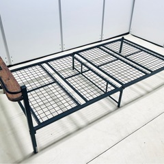 ニトリシングルベッド マットしス付きの画像