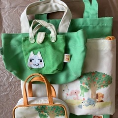 どこでもいっしょポーチなど