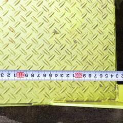 プレハブハウス用　仮設事務所 朝礼台　階段　スーパーハウス　踊場　ユニットハウス　デッキ　事務所用階段

の画像