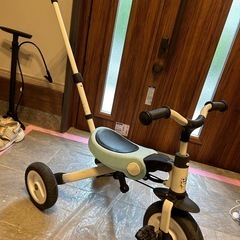 三輪車