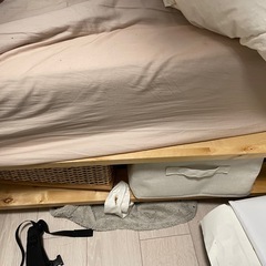 無料でお渡しします　IKEAベッドフレーム＋マットレスの画像