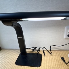 デスクライトの画像