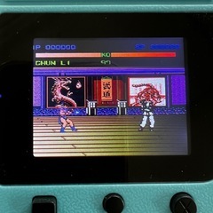 携帯用ゲーム機の画像