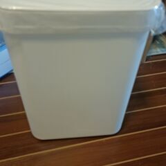 未使用3wayキッチン 引っ掛け式密閉ゴミ箱5リットルの画像