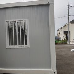全国対応 10㎡ガラス張りでレンタカー屋・中古車・無人販売にもピッタリなプレハブハウス お洒落で快適 お色・デザイン・仕様は全てオーダー可能 即納可能です。の画像