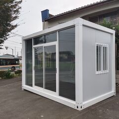 全国対応 10㎡ガラス張りでレンタカー屋・中古車・無人販売にもピッタリなプレハブハウス お洒落で快適 お色・デザイン・仕様は全てオーダー可能 即納可能です。の画像
