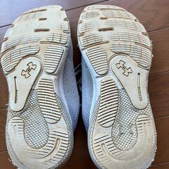 UNDER ARMOUR 24 UA HOVR Turbulence2の画像