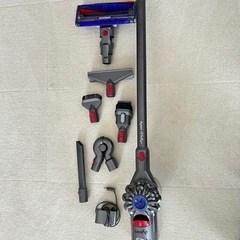 Dyson V8 Fluffy　