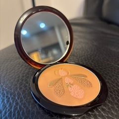 ゲラン　✴︎新品✴︎フェイスパウダー　ブルーミング　ビー