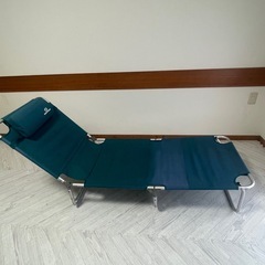 キャンプ用ベッド