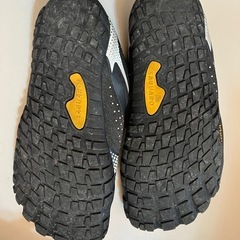 SAGUARO ベアフットシューズの画像