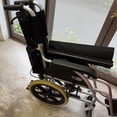 車椅子の画像