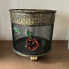 スチール製の籠