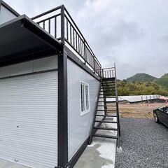 下はガレージ上は事務所 全国設置可能 総54㎡ 屋上テラス付き プレハブハウス コンテナハウス スーパーハウス 色やデザインはオーダー可能 基礎工事も出来ますの画像