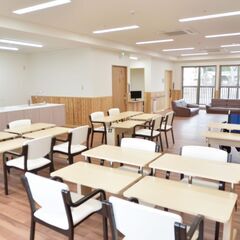【週休3日制】プライベートも充実◎ICT導入で記録カンタン！おし...