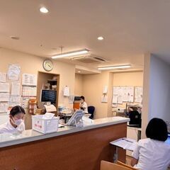 実働7.25時間 / 年収400万以上！ / 経堂駅徒歩3分！ / 病院のPTの画像
