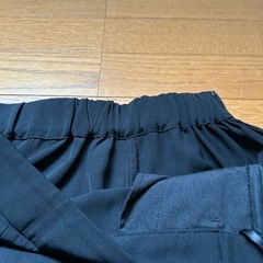 黒ワイドパンツ
の画像