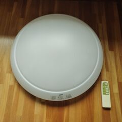美品！サンヨー　天井照明リモコン付