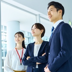 📣【業界初】📣 資格勉強中から始める ＼士業特化の就職・転職サポート／