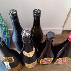 【無料】泡盛酒瓶 ※空瓶ですの画像