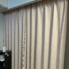 ニトリ　カーテン　トリム　ローズ 100 * 210の画像