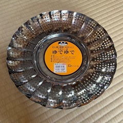 【新品】万能蒸し器｜サイズ調整可能｜参考価格1000円の画像
