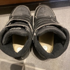 アシックスハイカット16cmの画像