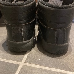 アシックスハイカット16cm