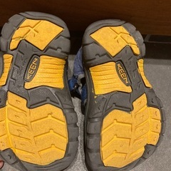 KEENサンダル15cmの画像