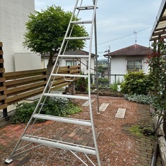 三脚脚立　10尺　ステップ付き　中古