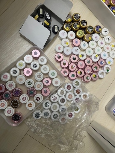 ネイル　サロン　総額五万円　格安　まとめ売りカラージェル　ジェルネイル