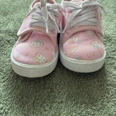 子供靴 14センチ　ハローキティの画像