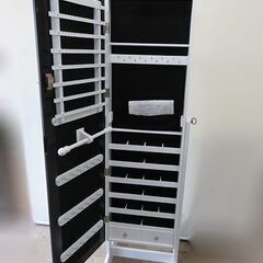 【自社配送は札幌市内限定】木製 収納付き スタンドミラー 全身鏡 姿見 アクセサリー収納 中古の画像