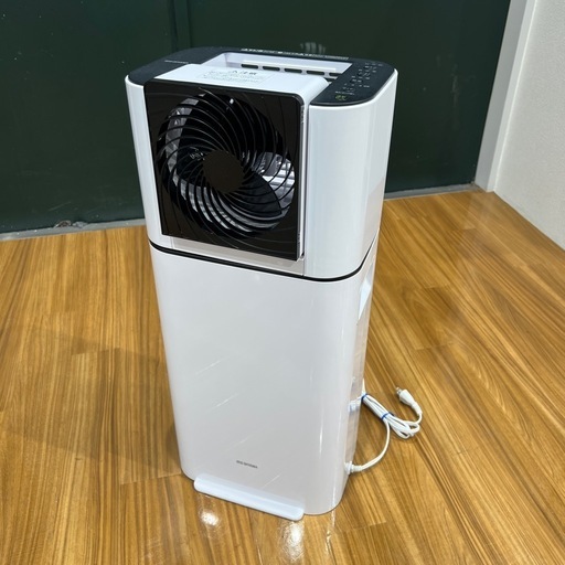 新品未使用　docomoオリジナル温冷庫 楽天市場】【ふるさと納税】冷凍庫 スリム 80L TVCM放映 スキマックス