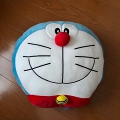 ドラえもん　ぬいぐるみ