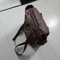 革製リュックの画像