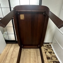ダイニングテーブルのみの画像