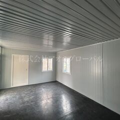 全国どこでも設置に伺います 屋上テラス付 ガラスエントランス込 新品プレハブハウス コンテナハウス お色・仕様・デザインオーダー可能の画像