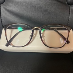 JINSべっ甲柄メガネ
の画像