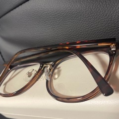 JINSべっ甲柄メガネ
の画像