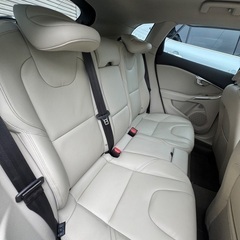 ボルボV40  T4 SE ナビ　ETC バックカメラ　オートローン可能の画像