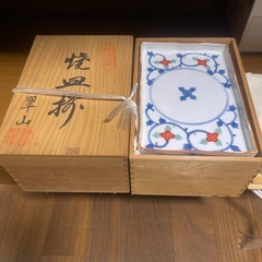 木箱入り　和皿