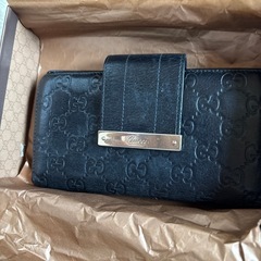 GUCCIのお財布の画像