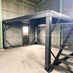 車やバイク、駐輪場としても 面倒な申請不要ですぐ設置可能 プレハブフレームを使ったカーポート仕様 全国OKの画像