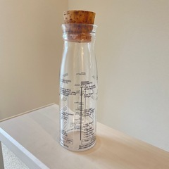 【美品】ガラス ドレッシングボトル　メモリ付き　おしゃれ