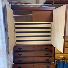 花巻市の老舗　家具戸田　タンスの画像
